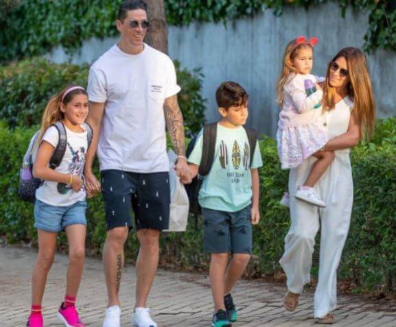 Olalla Dominguez Liste with her husband Fernando Torres and children.